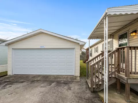 4841 Augusta Blvd, Monee, IL 60449 photo 2