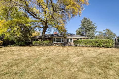 Exterior - 240 Longfellow Dr, Wheaton, IL 60189 photo 5 of 8