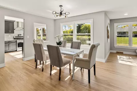 Dining - 240 Longfellow Dr, Wheaton, IL 60189 photo 2 of 3
