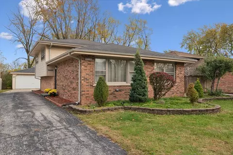 14201 Kilpatrick Ave, Crestwood, IL 60445