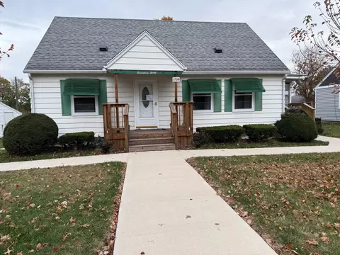 1730 North St, Sterling, IL 61081