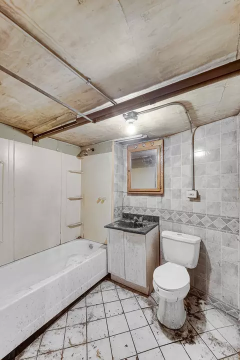 1633 E 84th Pl, Chicago, IL 60617 photo 23