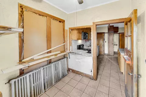 1633 E 84th Pl, Chicago, IL 60617 photo 19