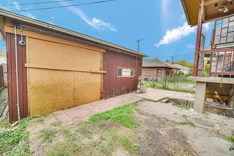 1633 E 84th Pl, Chicago, IL 60617 photo 18