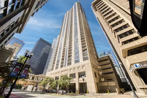 200 N Dearborn St #3405, Chicago, IL 60601
