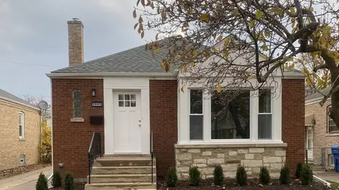 5045 N Mont Clare Ave, Chicago, IL 60656