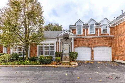 757 Hibbard Rd, Wilmette, IL 60091