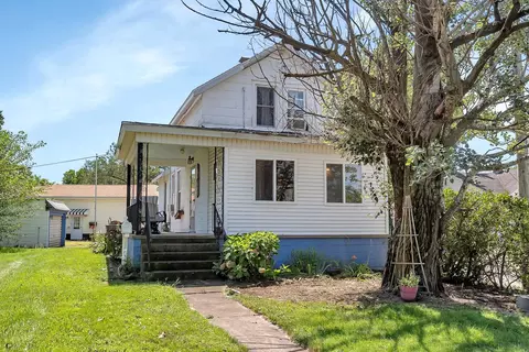 1611 Ottawa Ave, Ottawa, IL 61350