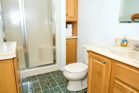 Bath - 1522 1st St, Peru, IL 61354 photo 1 of 4
