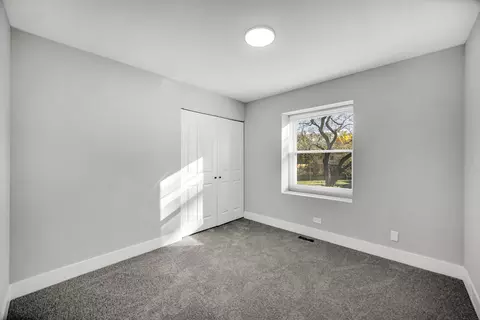 Bedroom - 16 W Bailey Rd, Naperville, IL 60565 photo 3 of 5
