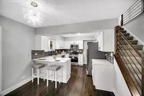 Kitchen - 16 W Bailey Rd, Naperville, IL 60565 photo 1 of 4