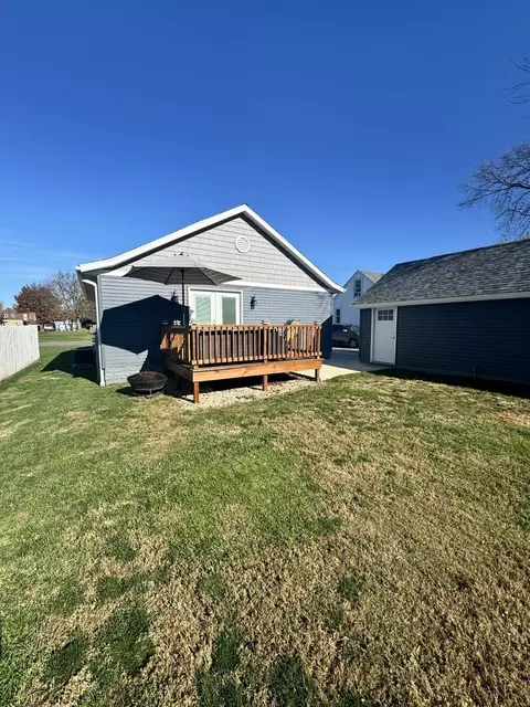 Exterior - 504 E 9th St, Rock Falls, IL 61071 photo 10 of 10