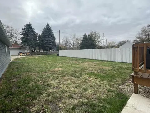 Exterior - 504 E 9th St, Rock Falls, IL 61071 photo 9 of 10