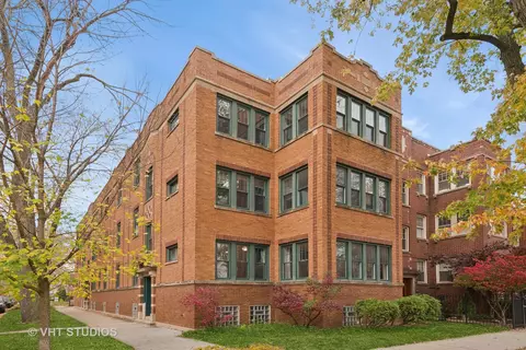 2200 W Carmen Ave #1, Chicago, IL 60625