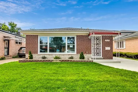 1019 W 110th St, Chicago, IL 60643