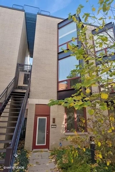 Other - 1253 W Cottage Pl, Chicago, IL 60607 photo 1 of 3