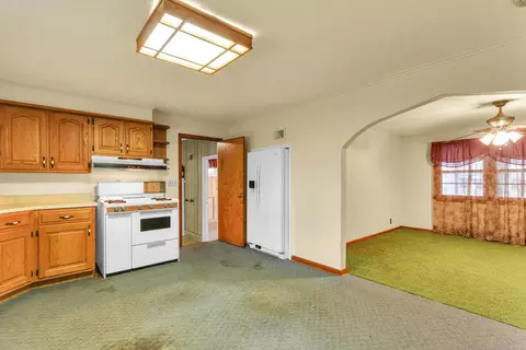 601 S David St, Sidney, IL 61877 photo 10