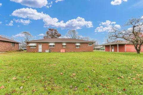 601 S David St, Sidney, IL 61877 photo 27