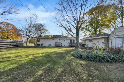 Exterior - 1110 Pine Bluff Rd, Morris, IL 60450 photo 4 of 4