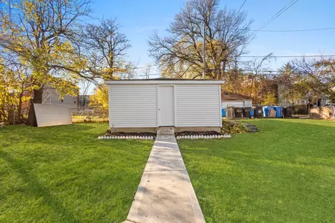 Exterior - 7034 S Wallace St, Chicago, IL 60621 photo 6 of 7