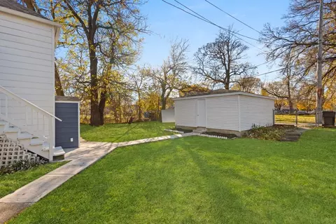 Exterior - 7034 S Wallace St, Chicago, IL 60621 photo 4 of 7