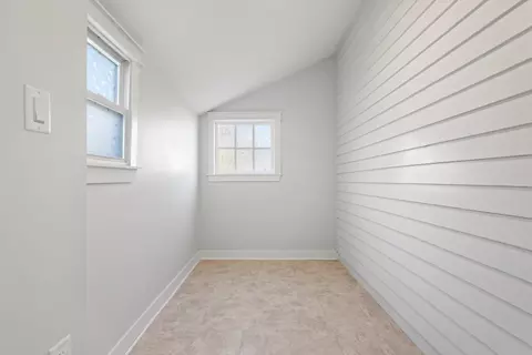 Entry Way - 7034 S Wallace St, Chicago, IL 60621 photo 2 of 4