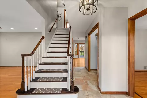 1220 Naperville Rd, Bartlett, IL 60103 photo 5