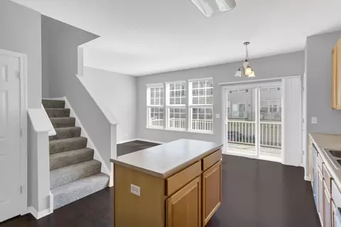 Other - 763 Thornbury Ct #102-3, Bartlett, IL 60103 photo 3 of 10
