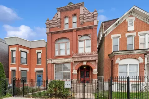 1532 N Washtenaw St, Chicago, IL 60622