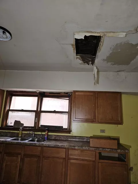 340 W 108th Pl, Chicago, IL 60628 photo 24