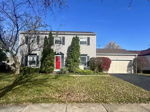2022 University Dr, Naperville, IL 60565