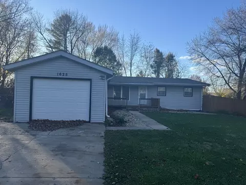 1625 S 5th Pl, Saint Charles, IL 60174