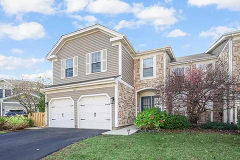 1059 Georgian Pl, Bartlett, IL 60103