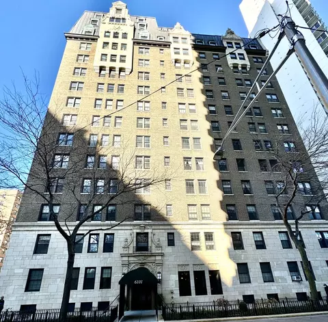 6101 N Sheridan Rd #12A, Chicago, IL 60660