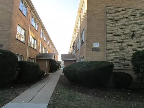 4826 N Linder Ave #1B, Chicago, IL 60630