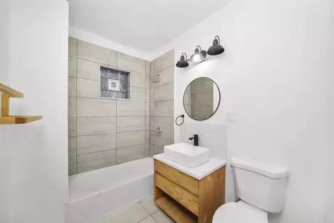 Bath - 2057 W 68th St, Chicago, IL 60636 photo 1 of 1