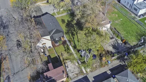 View/Area - 2057 W 68th St, Chicago, IL 60636 photo 4 of 4