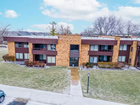 1415 N Sterling Ave #204, Palatine, IL 60067