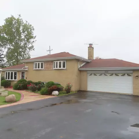 946 N Greenwood Ave, Park Ridge, IL 60068