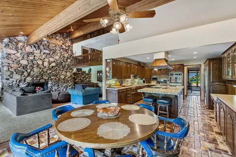 Dining - 3 Split Rail, Lemont, IL 60439 photo 2 of 3