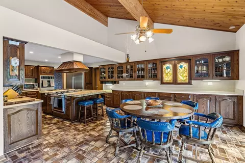 Kitchen - 3 Split Rail, Lemont, IL 60439 photo 1 of 3