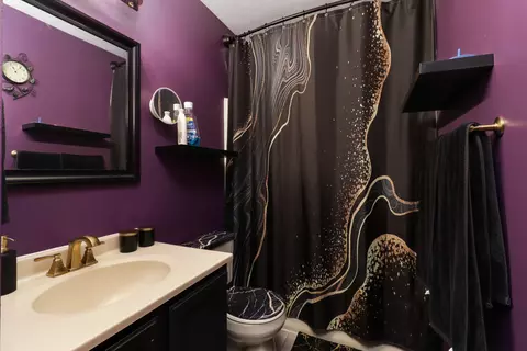 Bath - 1204 Challis Dr, Bloomington, IL 61704 photo 1 of 2