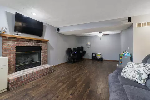 Living - 1204 Challis Dr, Bloomington, IL 61704 photo 3 of 3
