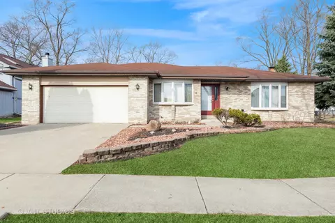 22704 Lawndale Ave, Richton Park, IL 60471