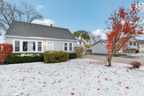33235 N Park St, Grayslake, IL 60030