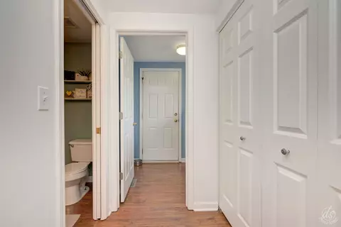 Entry Way - 2112 Colonial St, Aurora, IL 60503 photo 3 of 3