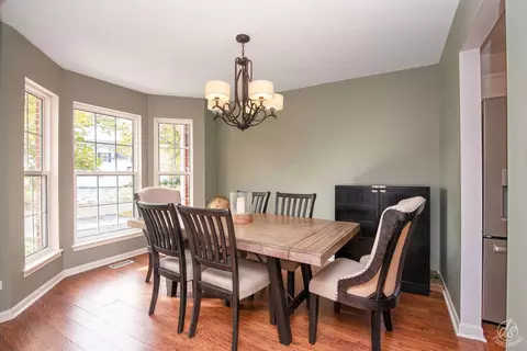 Dining - 2112 Colonial St, Aurora, IL 60503 photo 5 of 5