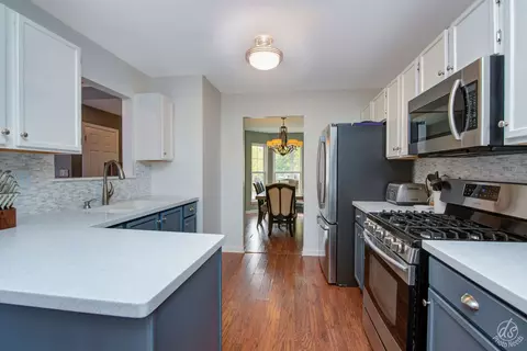 Kitchen - 2112 Colonial St, Aurora, IL 60503 photo 3 of 4