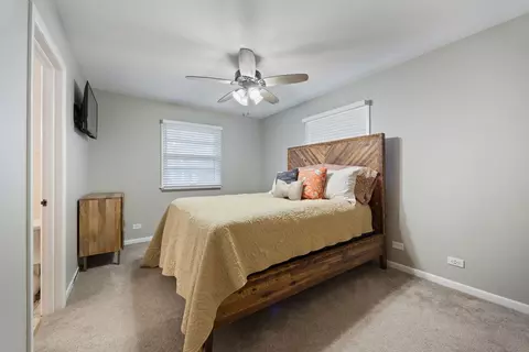 Bedroom - 835 Diane Ave, Elgin, IL 60123 photo 1 of 2