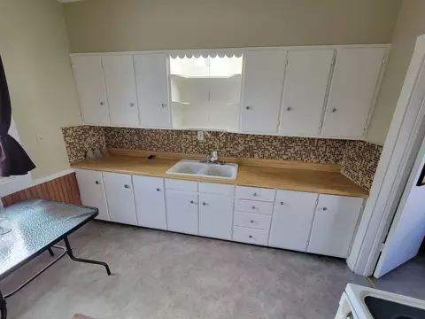 Kitchen - 1914 3rd St, Peru, IL 61354 photo 2 of 6
